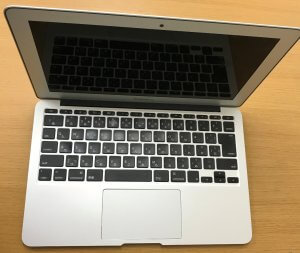 MacBookAir A1465