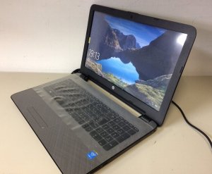 HP 15-ac032TU
