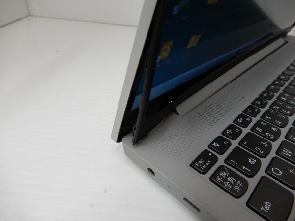LENOVO　ノートPC　82VF004WJP　14inch　ヒンジ破損 LENOVO ノートPC 82VF004WJP 14inch ヒンジ破損 - メルカリ