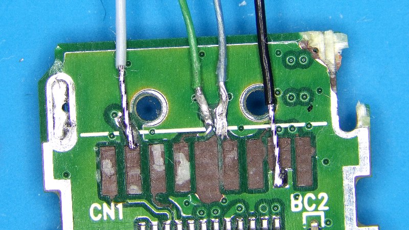USBメモリ基板パッドの剥離