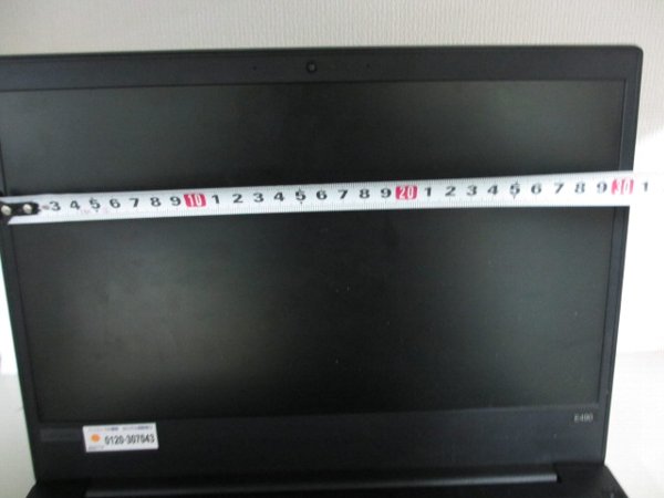 E490液晶画面cmを測定