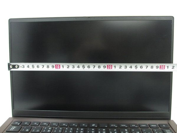 Inspiron14 5415液晶画面cmを測定