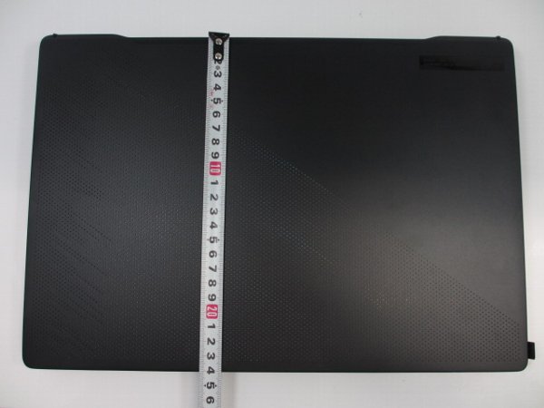 GU603HE本体外寸のcmを測定