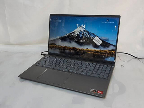 液晶交換完了。